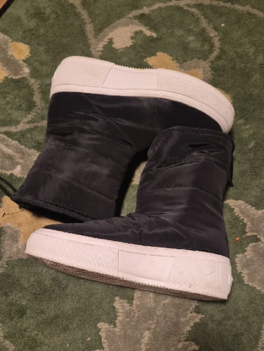 J Slides Black Winter Pull-On Snow Boots with White Sole